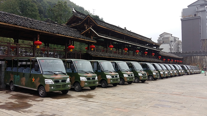 织金洞5座电动巡逻车.jpg